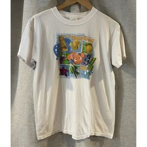 Vintage Disney Y2K Finding Nemo Disney Store T-Shirt Size‎ Large 10/12